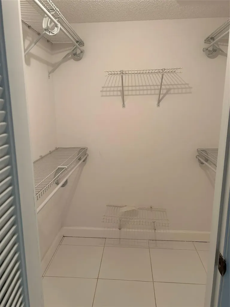 31 Abbey Lane Delray Beach FL 33446
