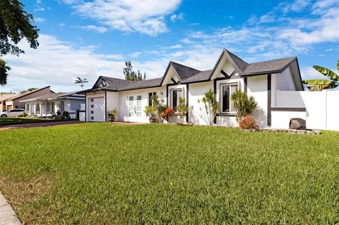 9231 N Cypress Circle Miramar FL 33025
