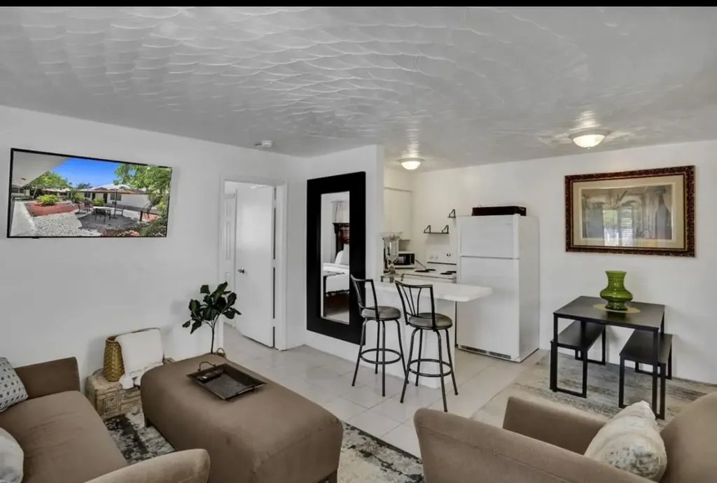 820 NE 16th Avenue Fort Lauderdale FL 33304