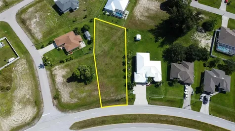 4239 E Gator Circle Cape Coral FL 33909
