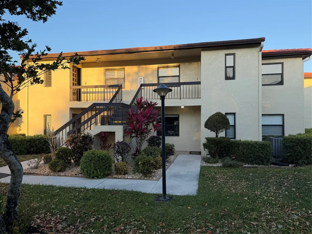 21217 Lago Circle Boca Raton FL 33433