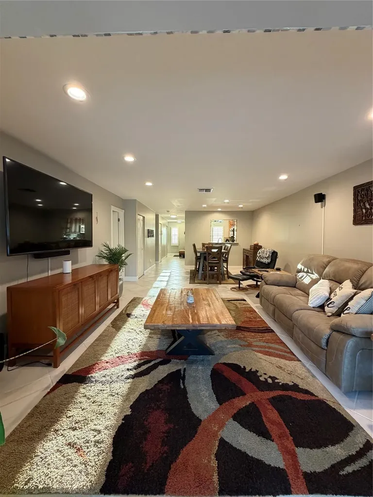 21217 Lago Circle Boca Raton FL 33433