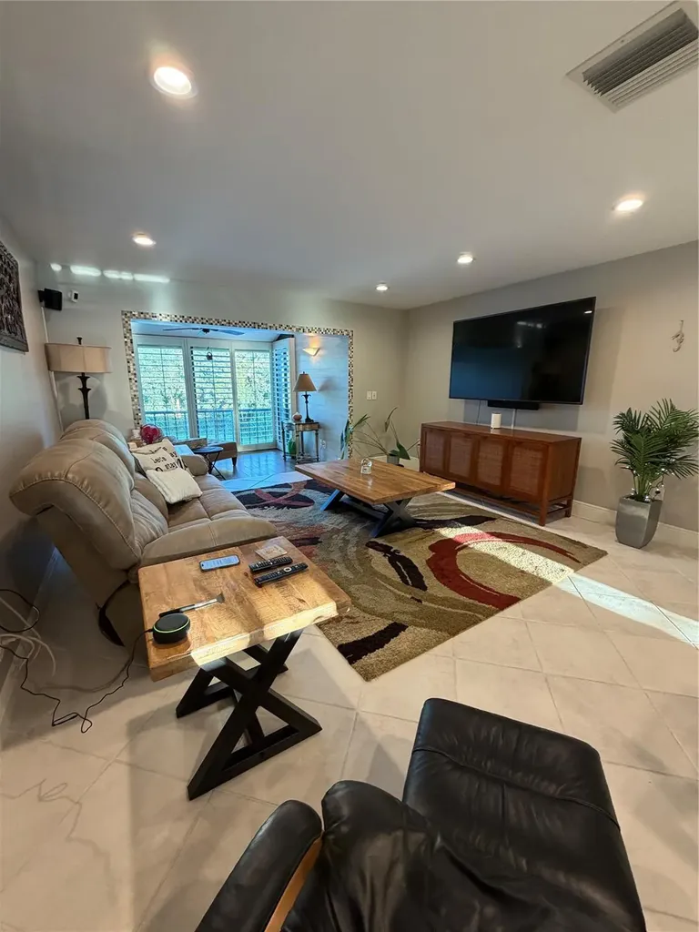 21217 Lago Circle Boca Raton FL 33433