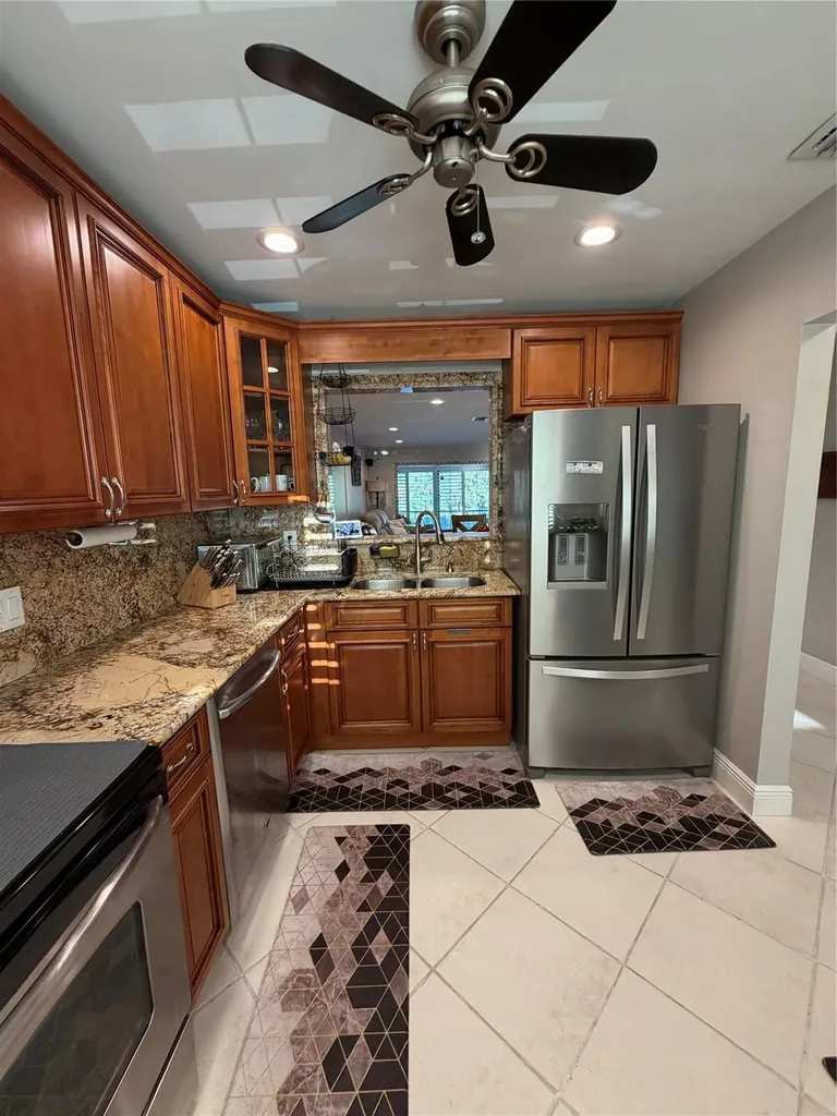 21217 Lago Circle Boca Raton FL 33433