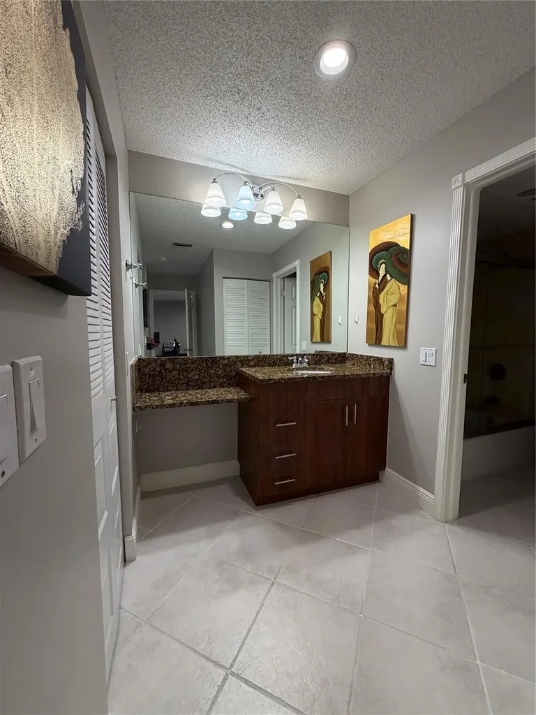 21217 Lago Circle Boca Raton FL 33433