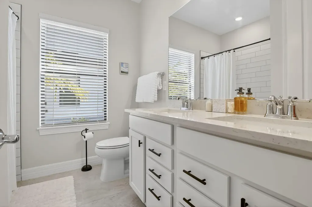 770 NW 82nd Terrace Plantation FL 33324