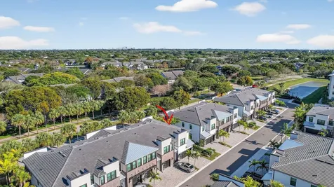770 NW 82nd Terrace Plantation FL 33324
