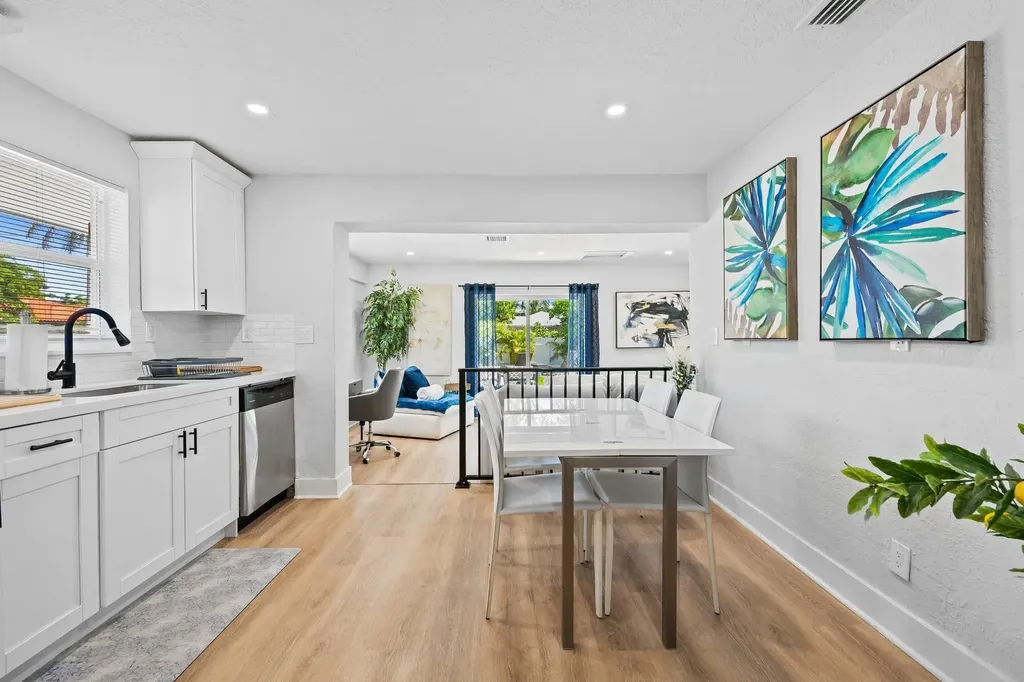 415 SE 3rd Avenue Delray Beach FL 33483