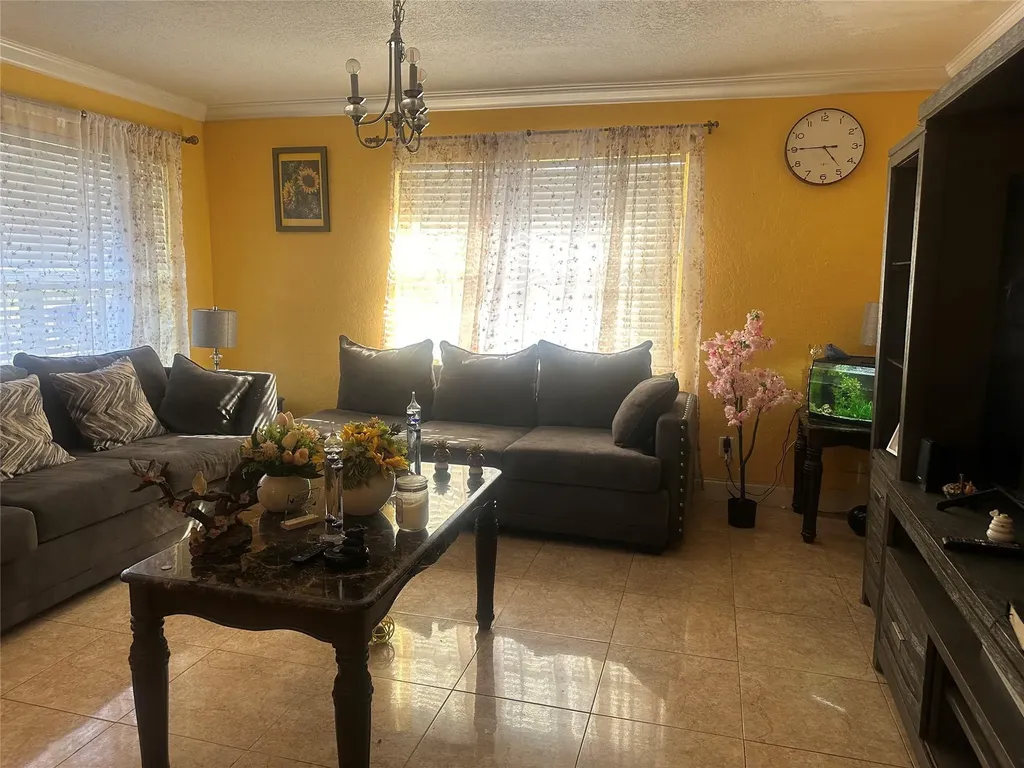 815 S 26th Court Hollywood FL 33020