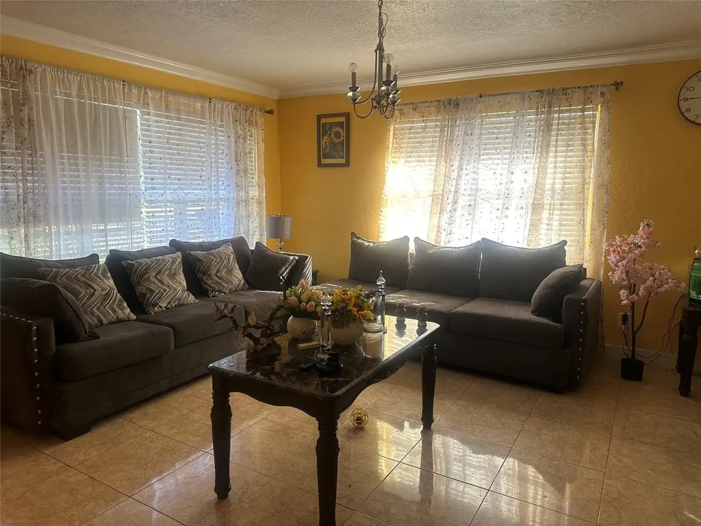 815 S 26th Court Hollywood FL 33020