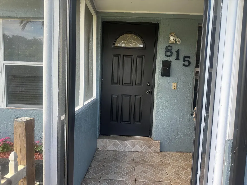 815 S 26th Court Hollywood FL 33020