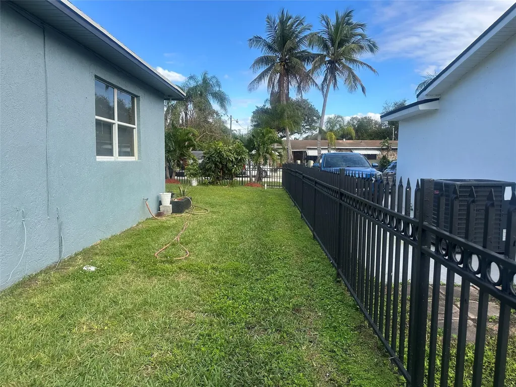 815 S 26th Court Hollywood FL 33020