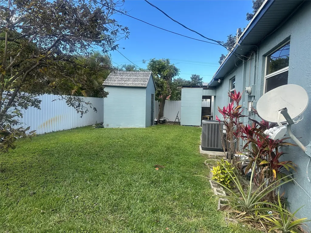 815 S 26th Court Hollywood FL 33020