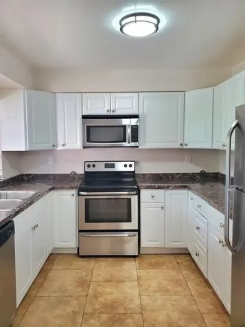 4440 NW 19th Terrace Oakland Park FL 33309