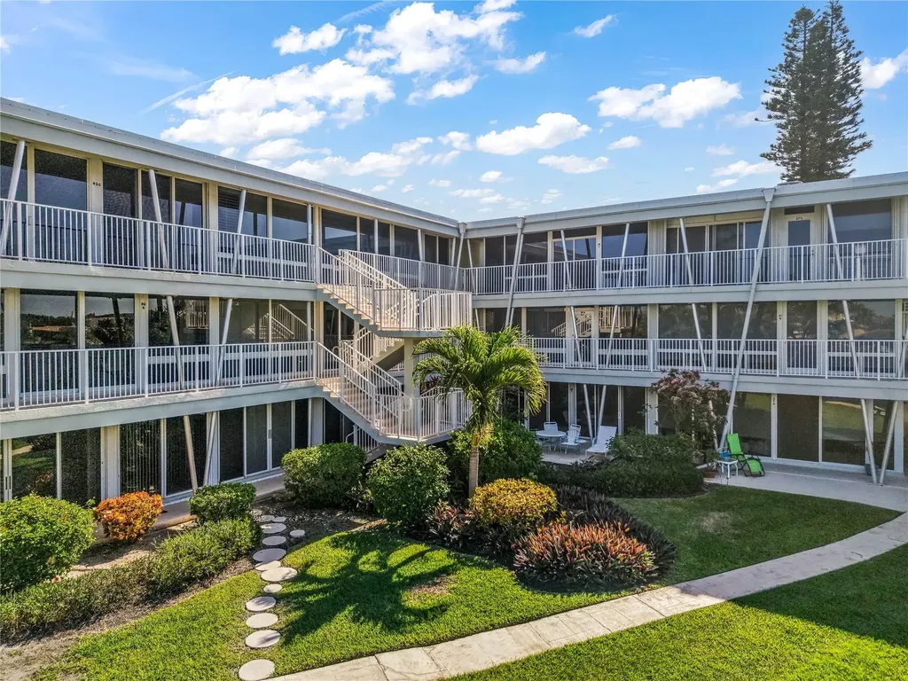 1221 Hillsboro Mile Hillsboro Beach FL 33062