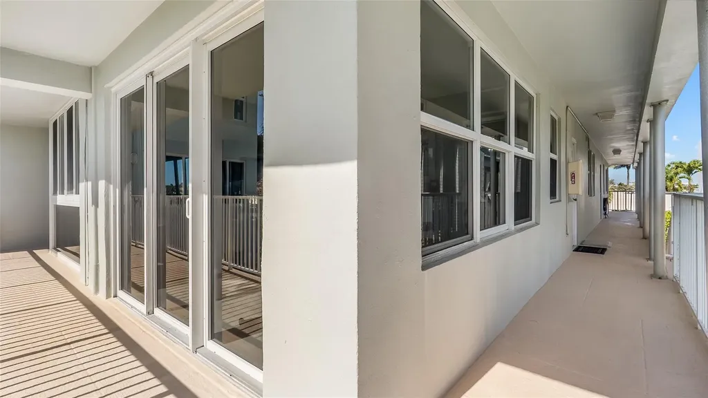1221 Hillsboro Mile Hillsboro Beach FL 33062