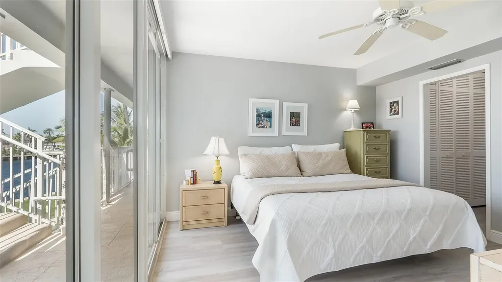 1221 Hillsboro Mile Hillsboro Beach FL 33062