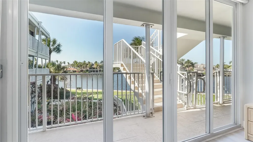 1221 Hillsboro Mile Hillsboro Beach FL 33062