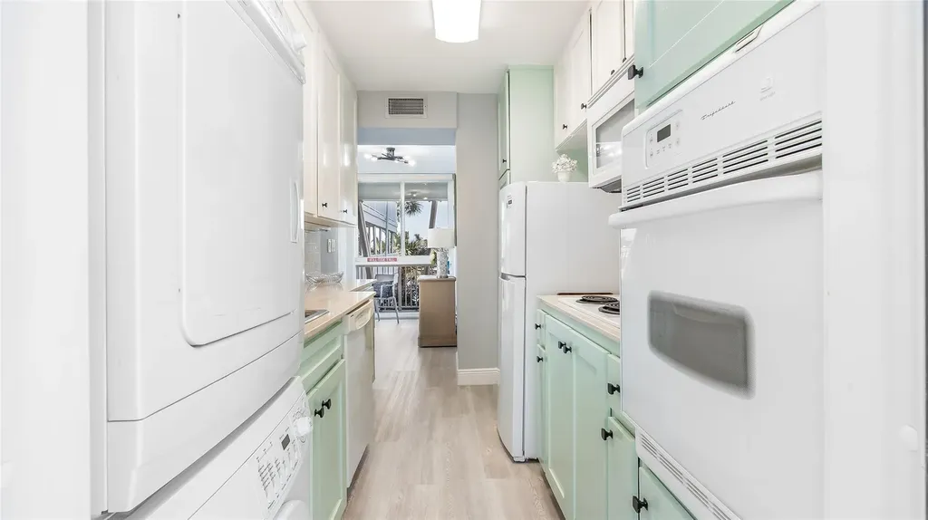 1221 Hillsboro Mile Hillsboro Beach FL 33062