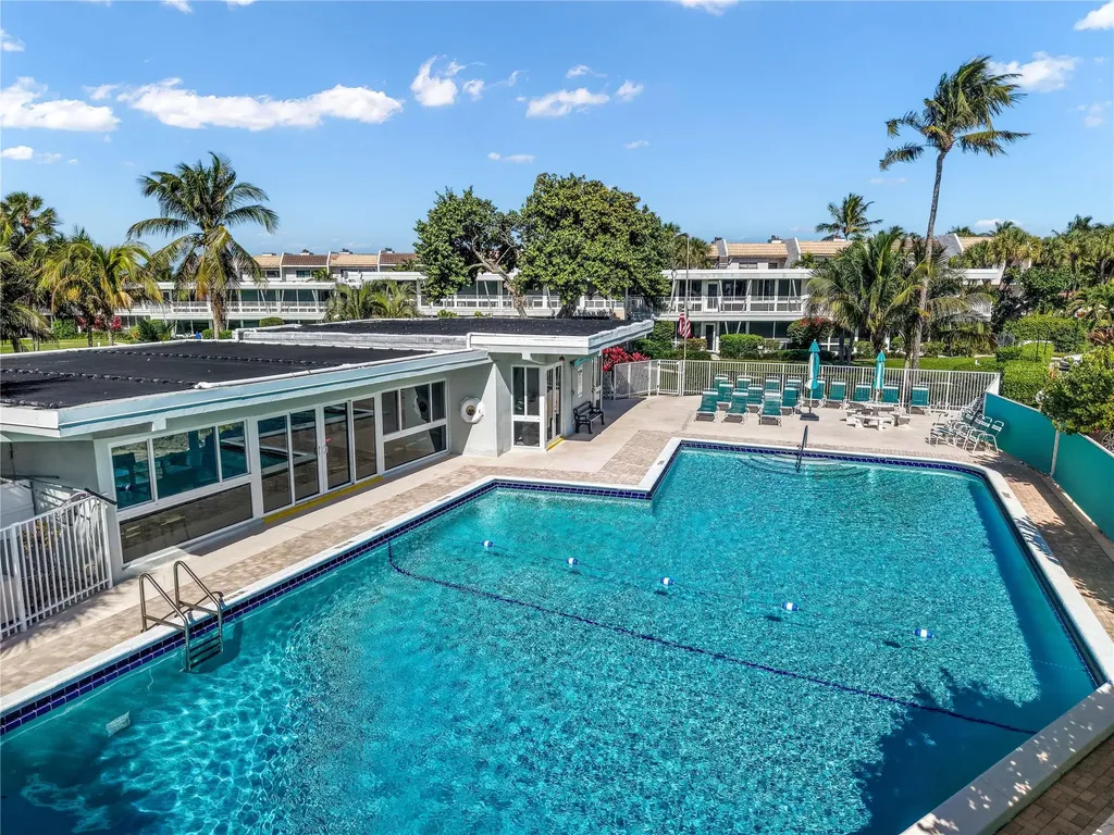 1221 Hillsboro Mile Hillsboro Beach FL 33062
