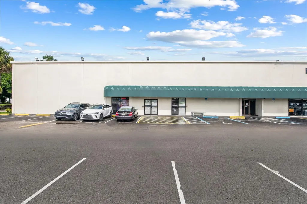 5611 N State Road 7 Fort Lauderdale FL 33319