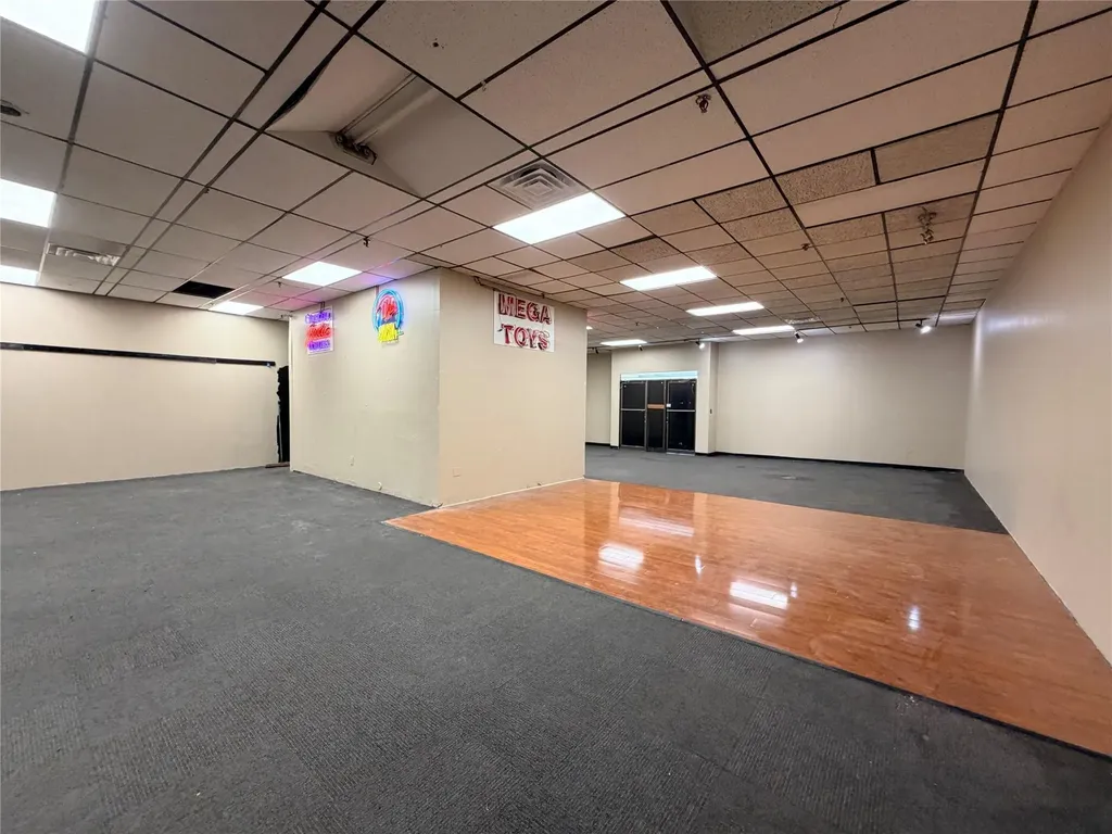 5611 N State Road 7 Fort Lauderdale FL 33319