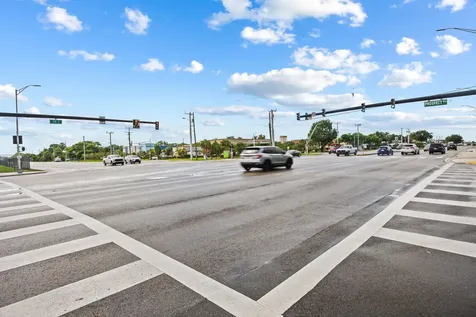 5611 N State Road 7 Fort Lauderdale FL 33319