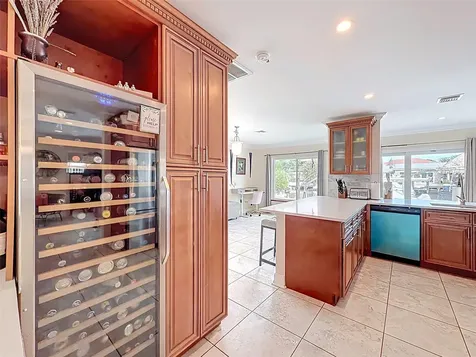 370 SE 12th Avenue Pompano Beach FL 33060