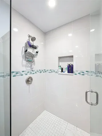 370 SE 12th Avenue Pompano Beach FL 33060