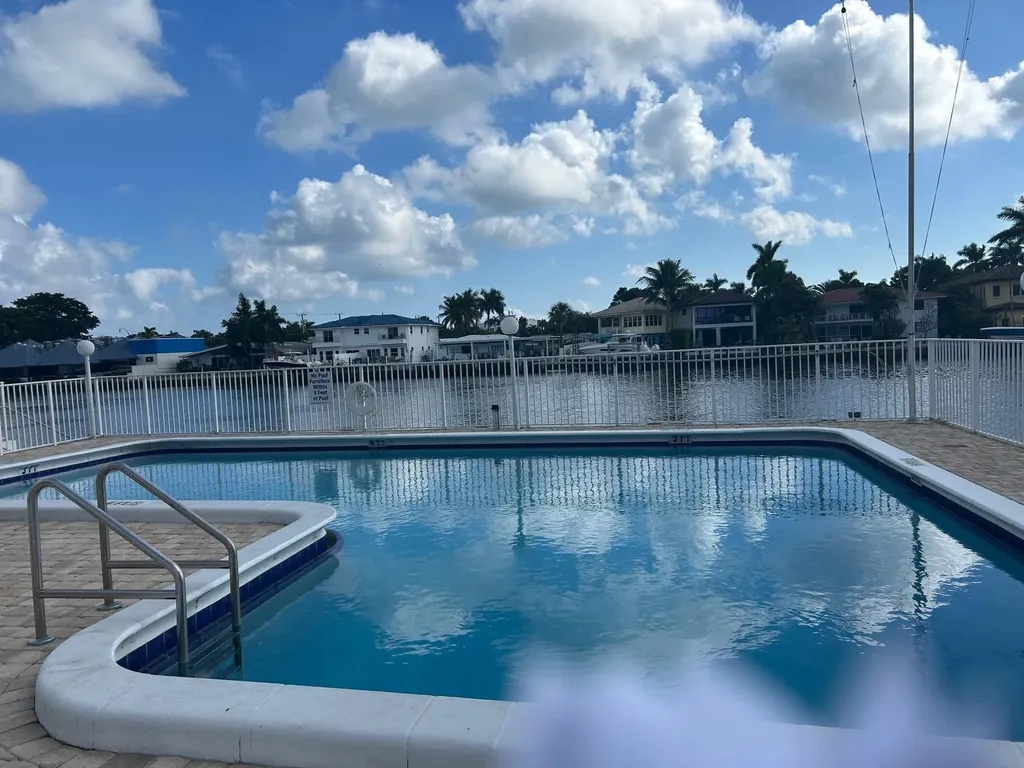 3100 NE 49th Street Fort Lauderdale FL 33308