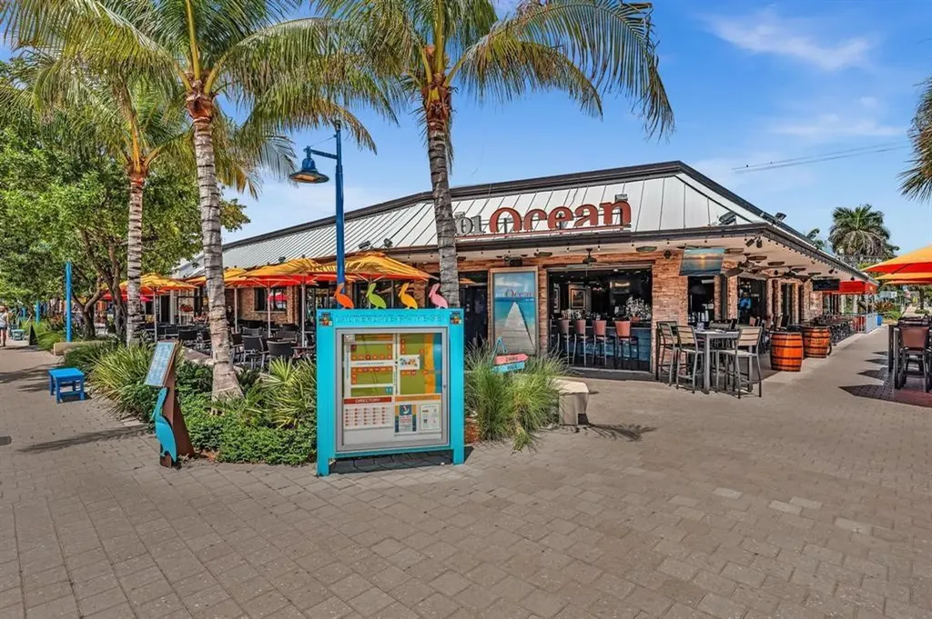 3100 NE 49th Street Fort Lauderdale FL 33308