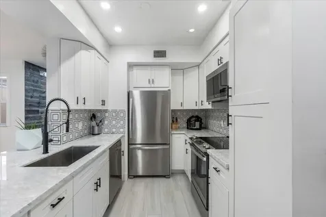 2452 Centergate Drive Miramar FL 33025