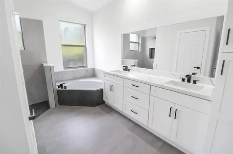 5824 NW 120th Avenue Coral Springs FL 33076