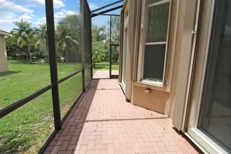 5824 NW 120th Avenue Coral Springs FL 33076