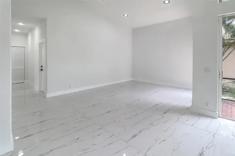 5824 NW 120th Avenue Coral Springs FL 33076