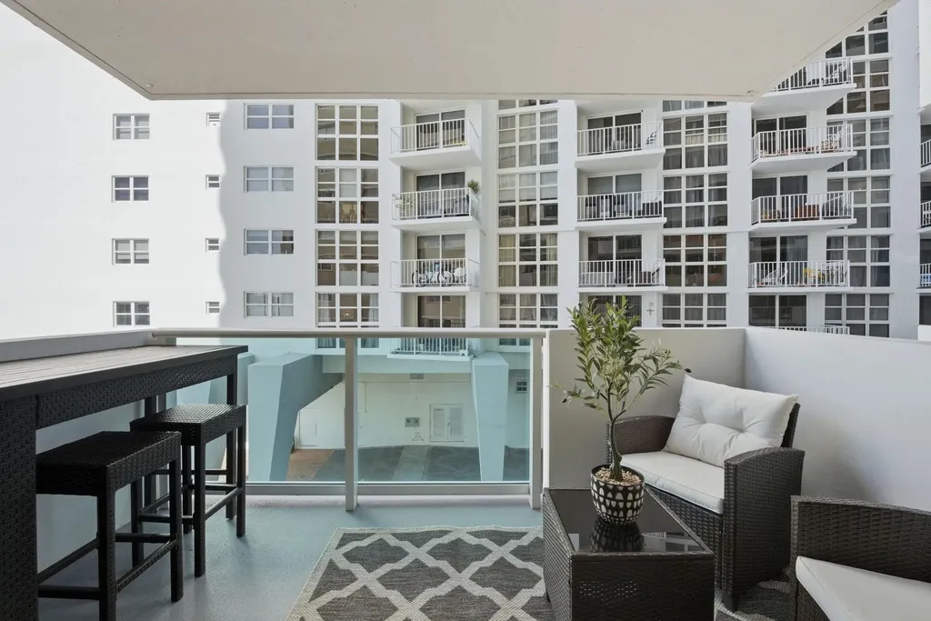 1200 West Avenue Miami Beach FL 33139