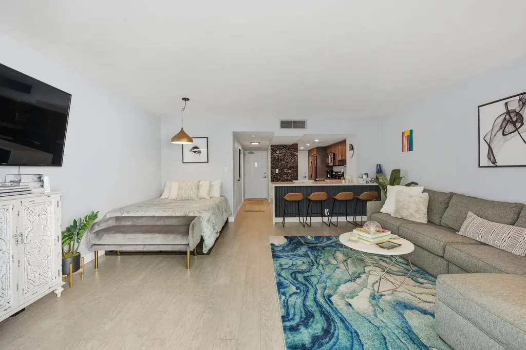 1200 West Avenue Miami Beach FL 33139
