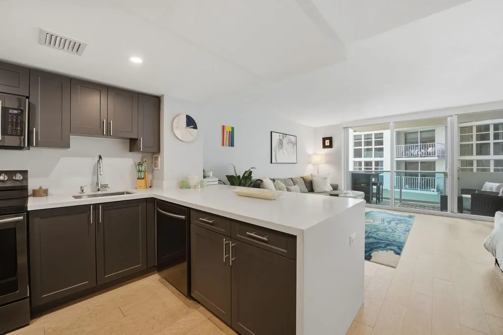 1200 West Avenue Miami Beach FL 33139