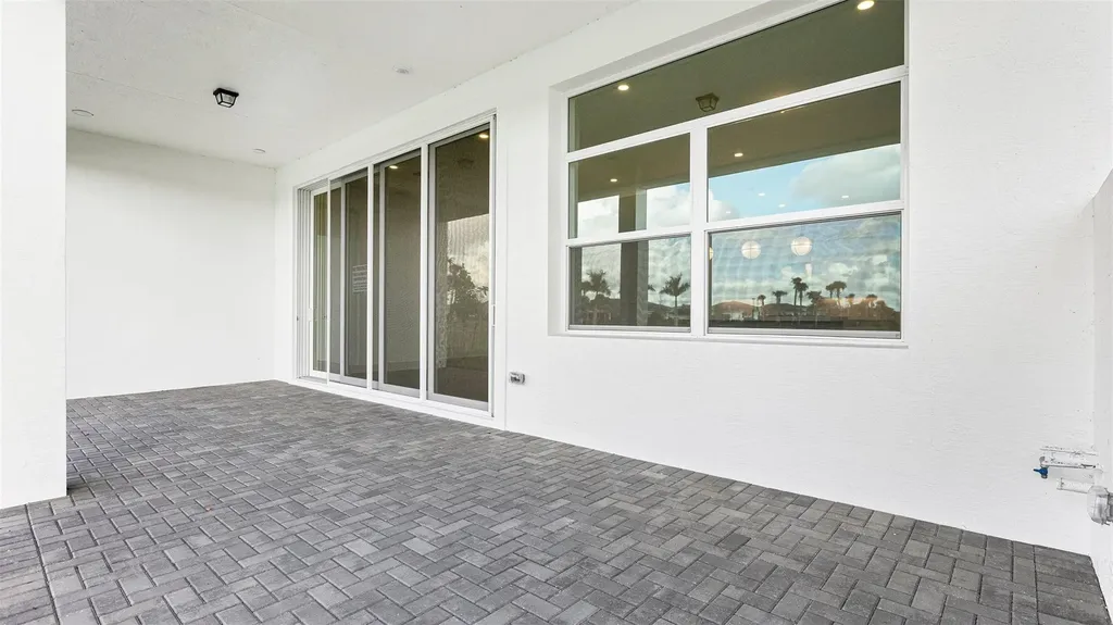 5237 Rivo Alto Circle Westlake FL 33470