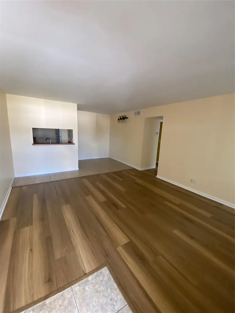 848 Twin Lakes Drive Coral Springs FL 33071