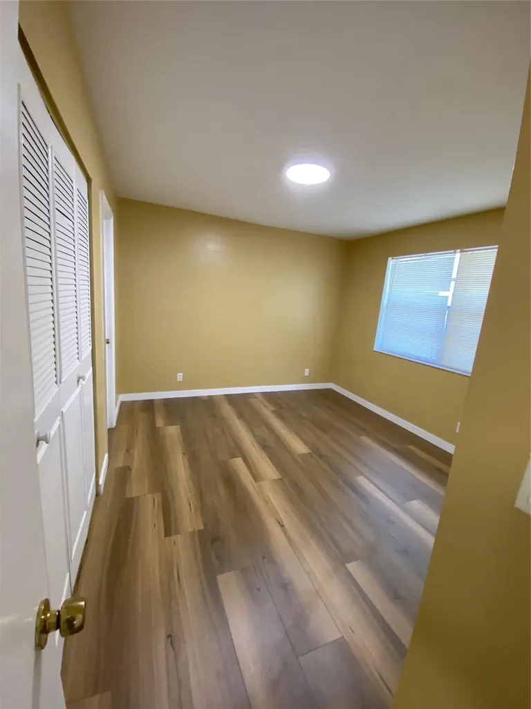 848 Twin Lakes Drive Coral Springs FL 33071