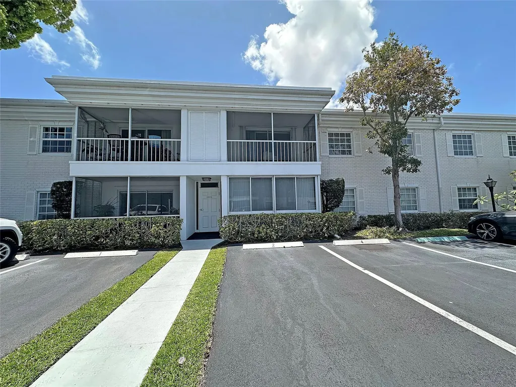 6229 Bay Club Drive Fort Lauderdale FL 33308