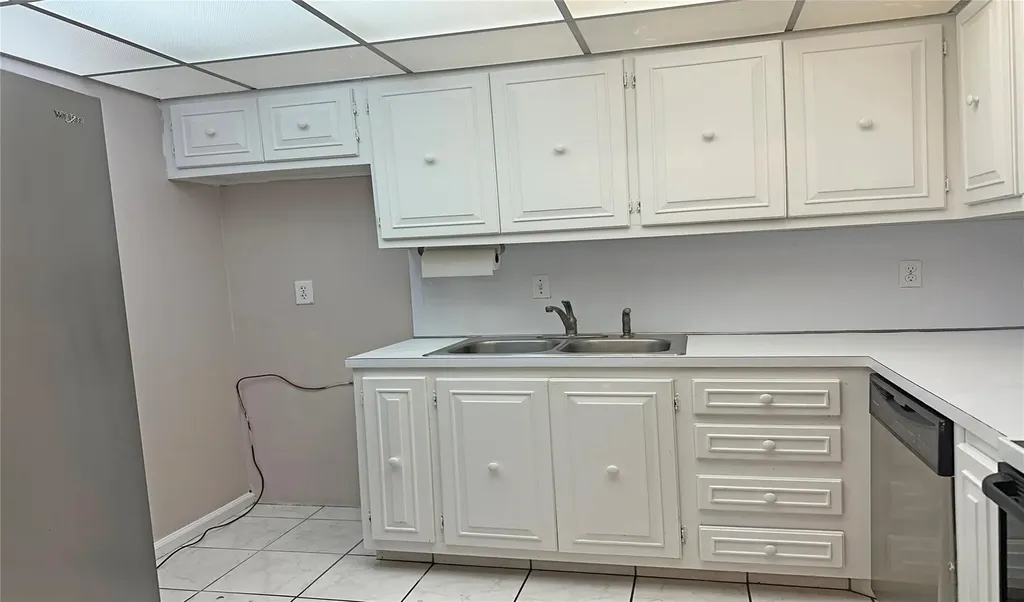 6229 Bay Club Drive Fort Lauderdale FL 33308