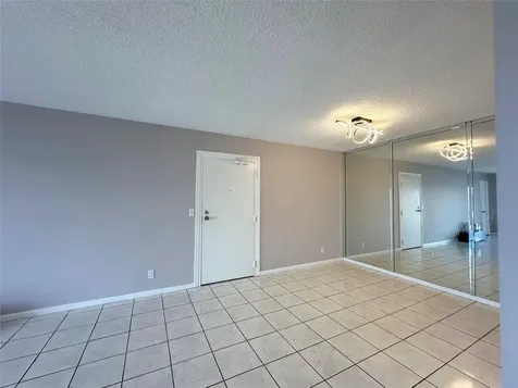 6229 Bay Club Drive Fort Lauderdale FL 33308
