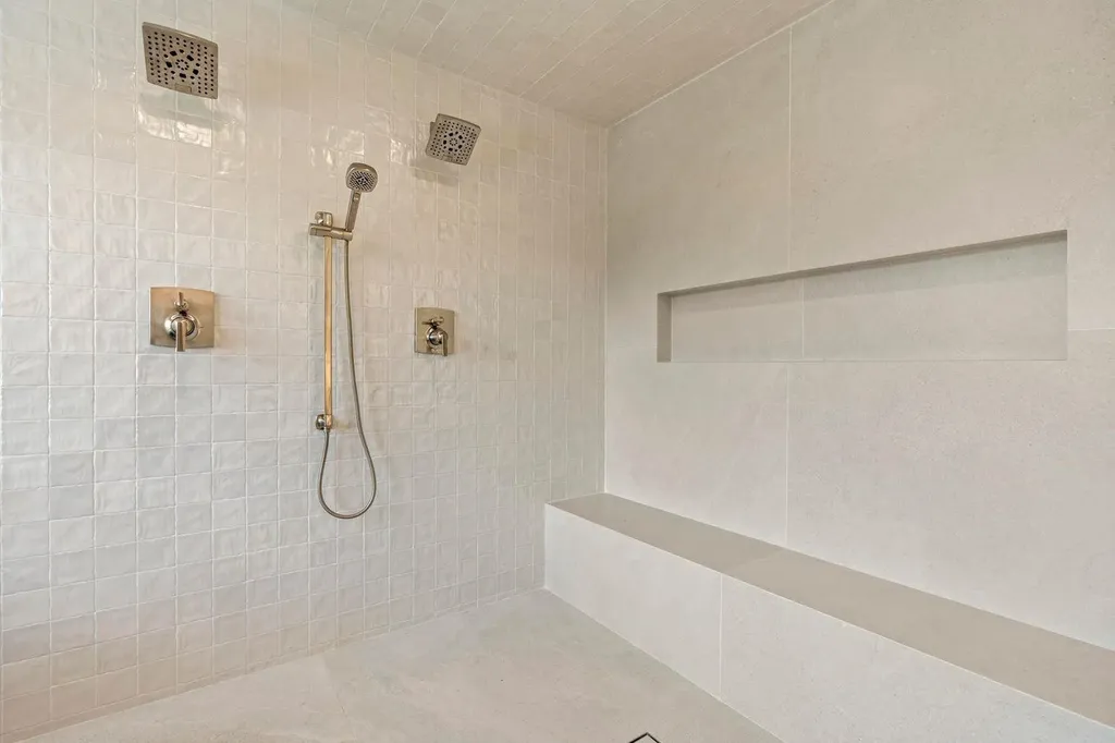 8 Leeward Circle Jupiter FL 33469