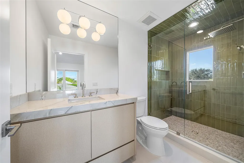 8 Leeward Circle Jupiter FL 33469