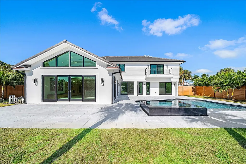 8 Leeward Circle Jupiter FL 33469