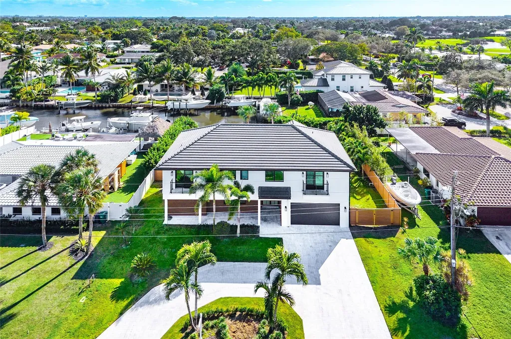 8 Leeward Circle Jupiter FL 33469