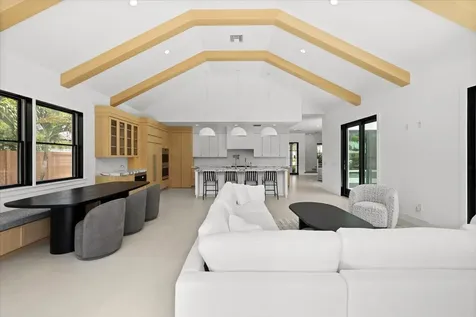 8 Leeward Circle Jupiter FL 33469
