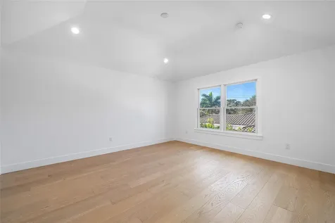 8 Leeward Circle Jupiter FL 33469